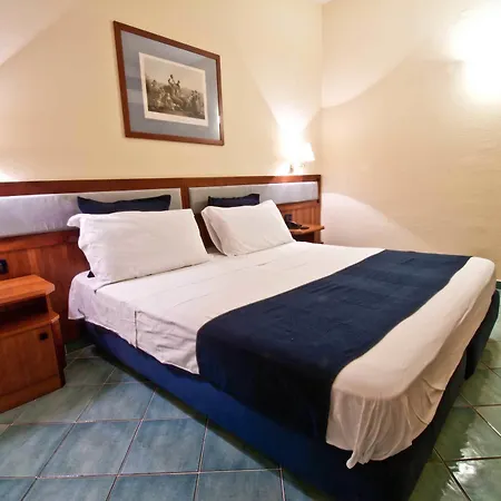 Hotel Marad