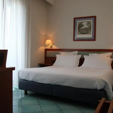 Hotel Marad 4*